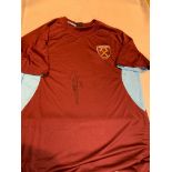 Robert Snodgrass signed claret and blue West Ham United club t-shirt, short-sleeved, club crest