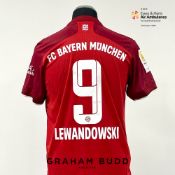 Robert Lewandowski signed red FC Bayern Munich no.9 home jersey, season 2021-22, match-issue,