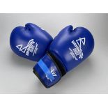 B2022 Men's Heavyweight Semi-Final Boxing Gloves - Ato Leau Plodzicki-Faoagali