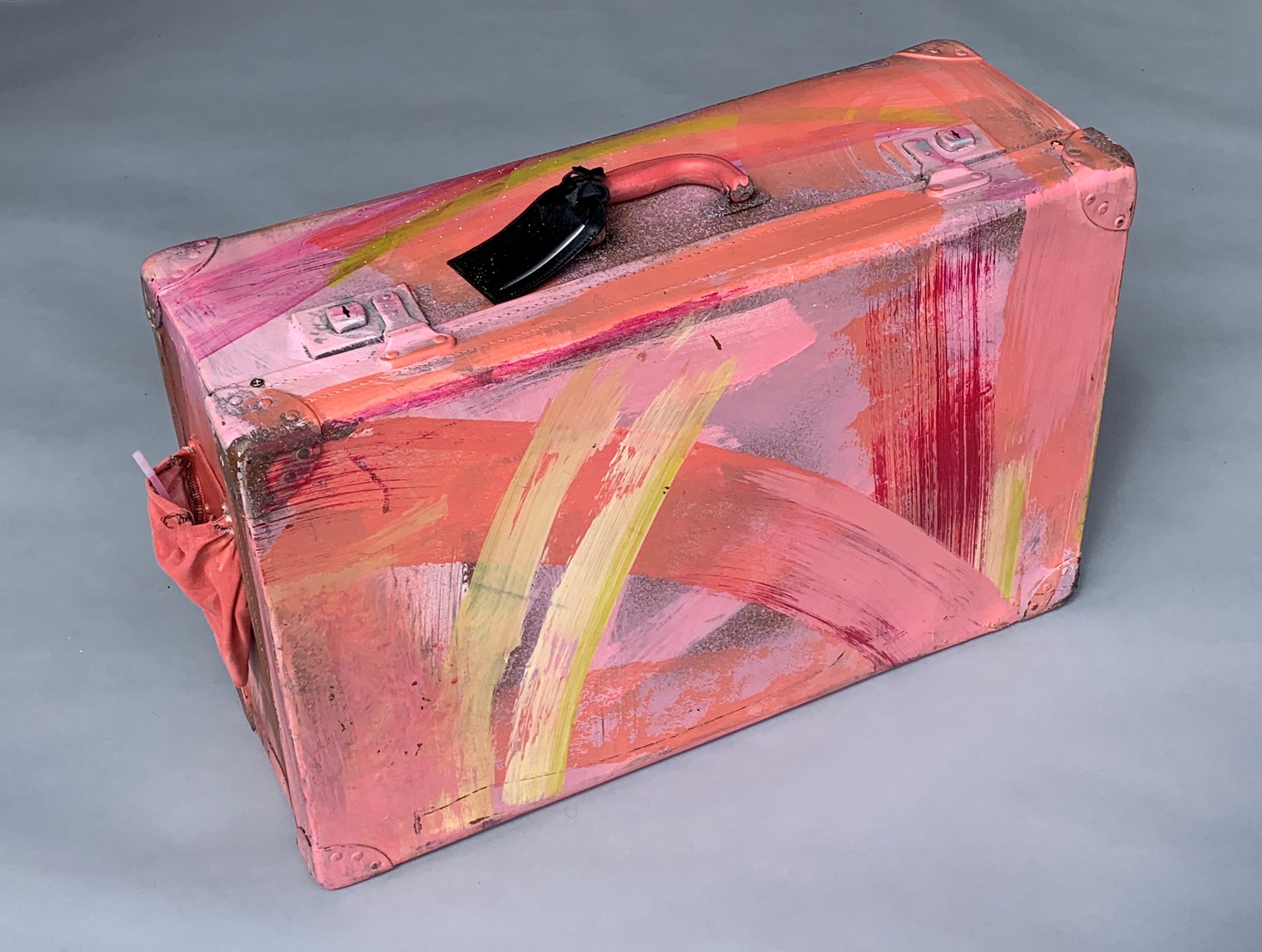 B2022 Opening Ceremony Dreamer Suitcases