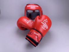 B2022 Women's Lightweight Gold Medal Bout Boxing Glove Right - Gemma Paige Richardson