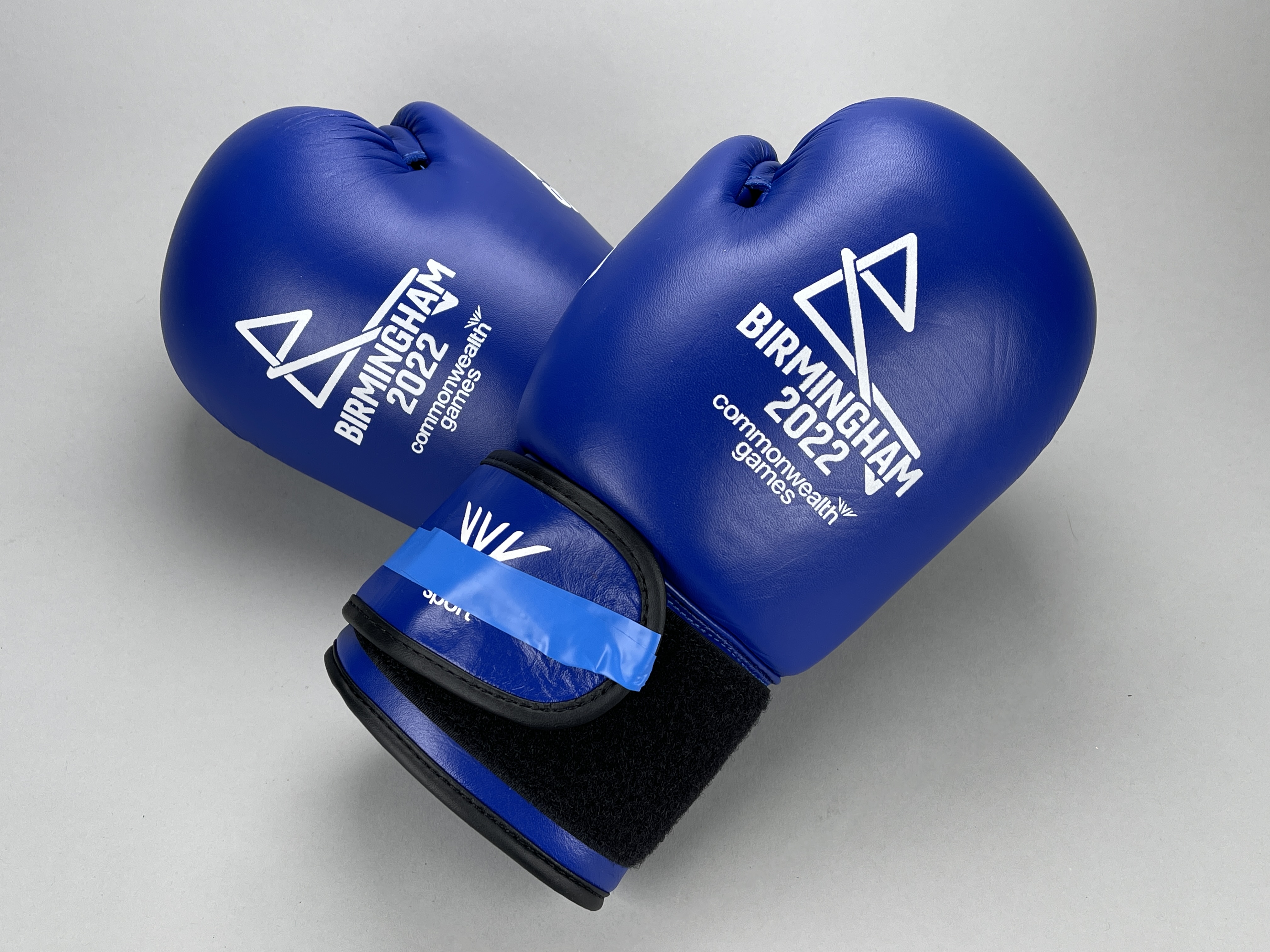B2022 Men's Light Middleweight Semi-Final Boxing Gloves - Garan Croft