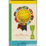 World Cup 1966 England World Cup guide issue by Brazil, approx. 136-page, completely in Spanish