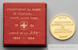 FIFA 50th anniversary continental 900/1000 gold medal by Peka, issued in conjunction with the 1954