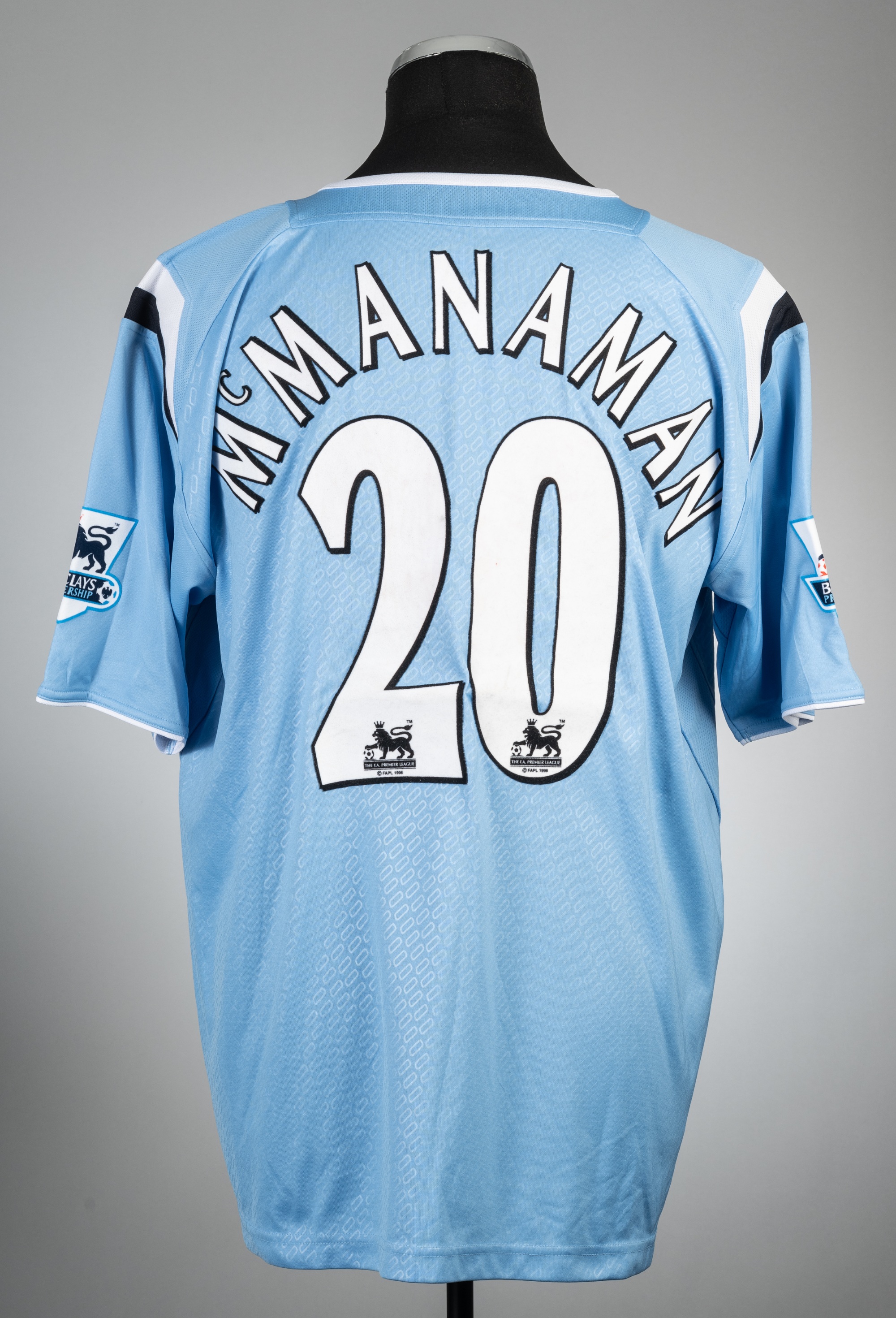 Steve McManaman blue Manchester City no.20 home jersey, season 2004-05 - Image 2 of 2