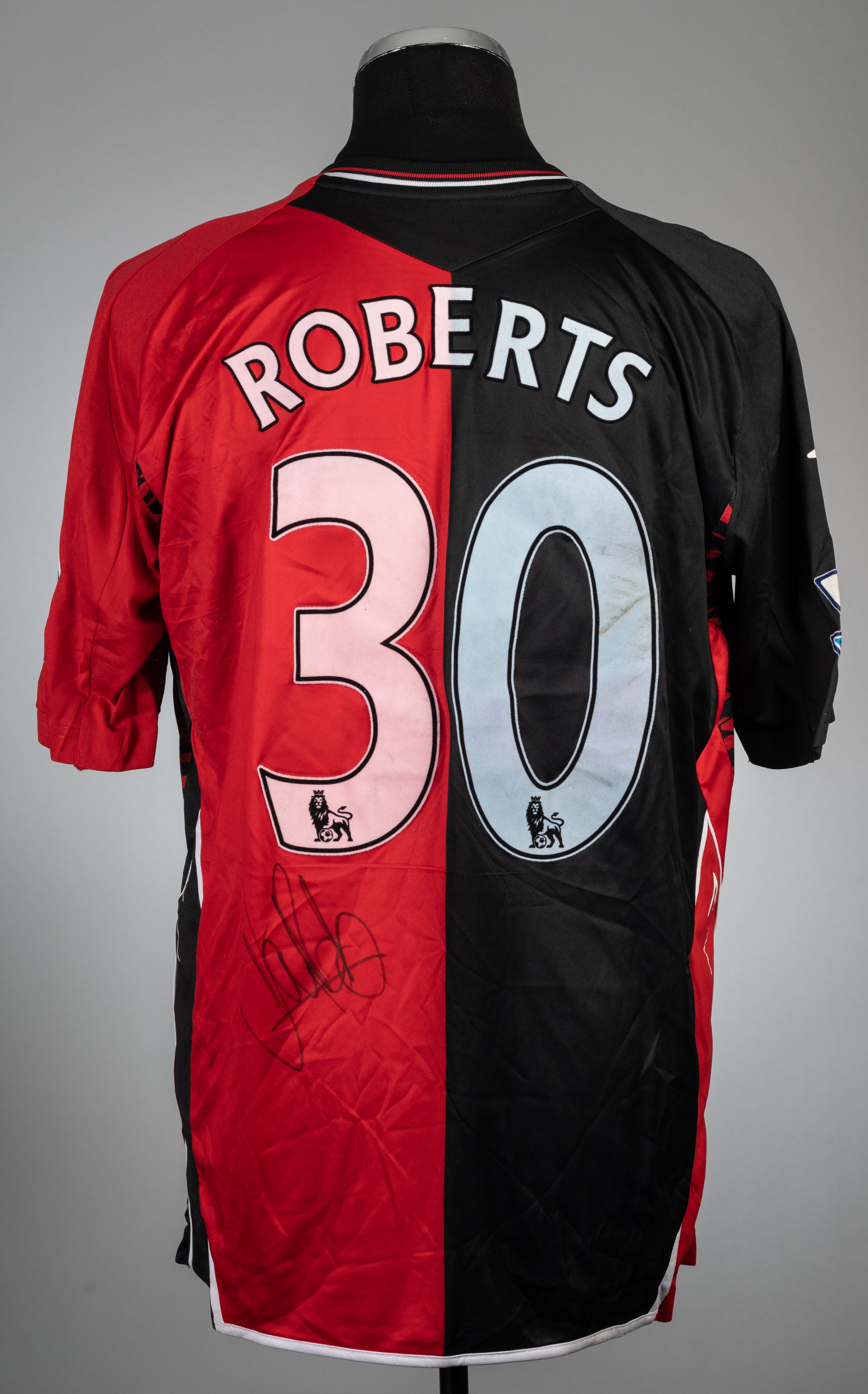 Jason Roberts signed red & black Blackburn Rovers no.30 home jersey, season 2007-08 - Bild 2 aus 2