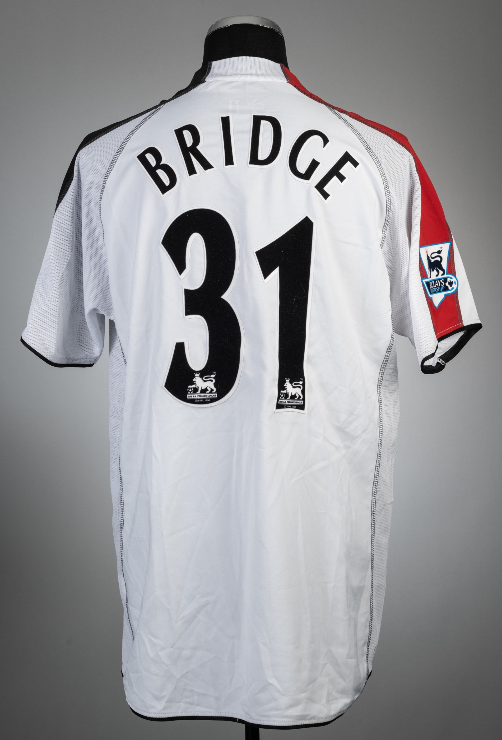 Wayne Bridge white Fulham no.31 home jersey, season 2005-06, Puma, short-sleeved with BARCLAYS