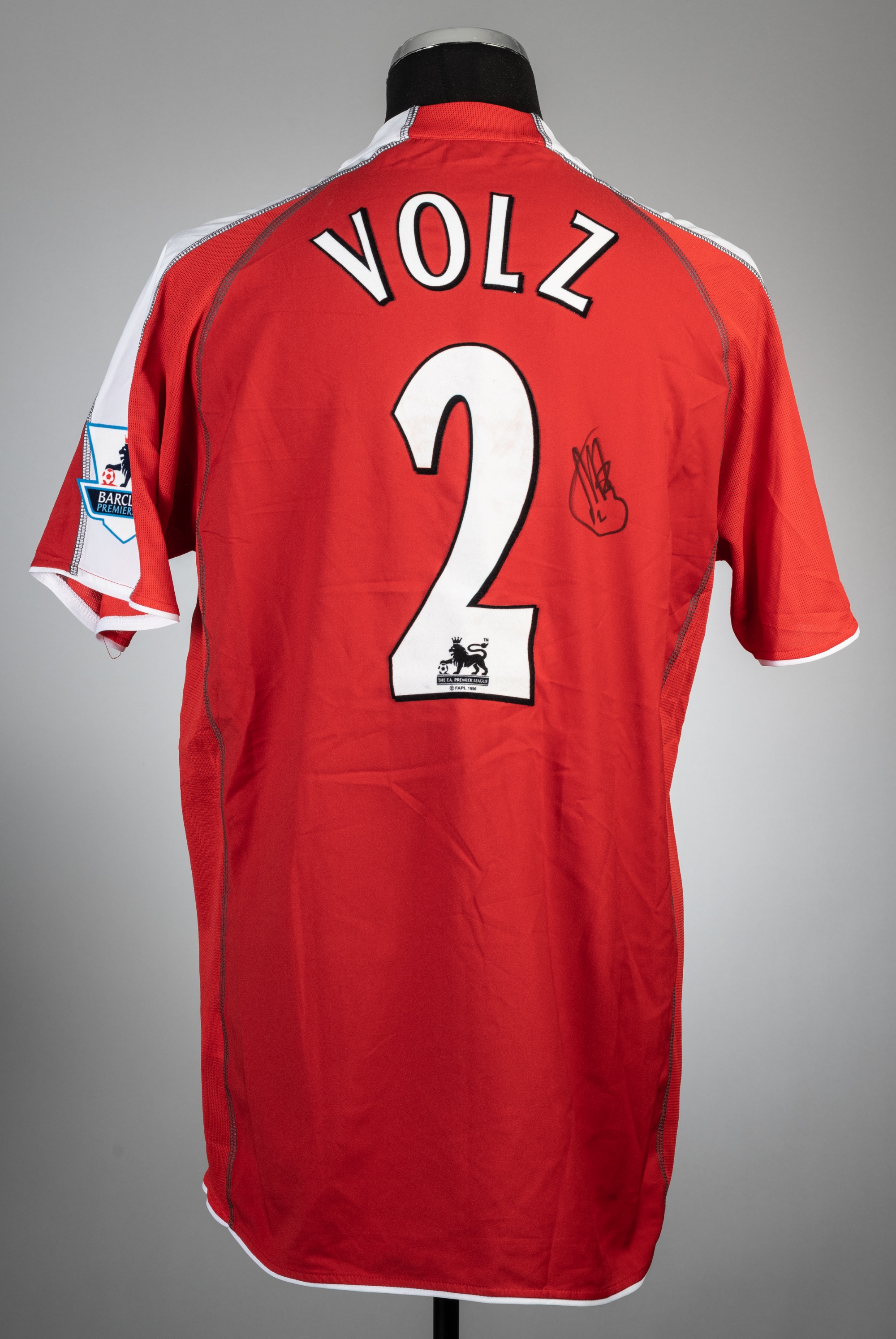 Moritz Volz signed red & white Fulham no.2 away jersey, season 2005-06