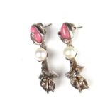 Silver pearl and rose quartz calla lily flower earrings.