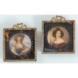Coppia di miniature raffiguranti ritratti femminili, Europa, XIX secolo.