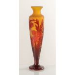 Émile Gallé (Nancy 1846 - 1904), Vaso in pasta di vetro con decorazioni floreali all’acido,