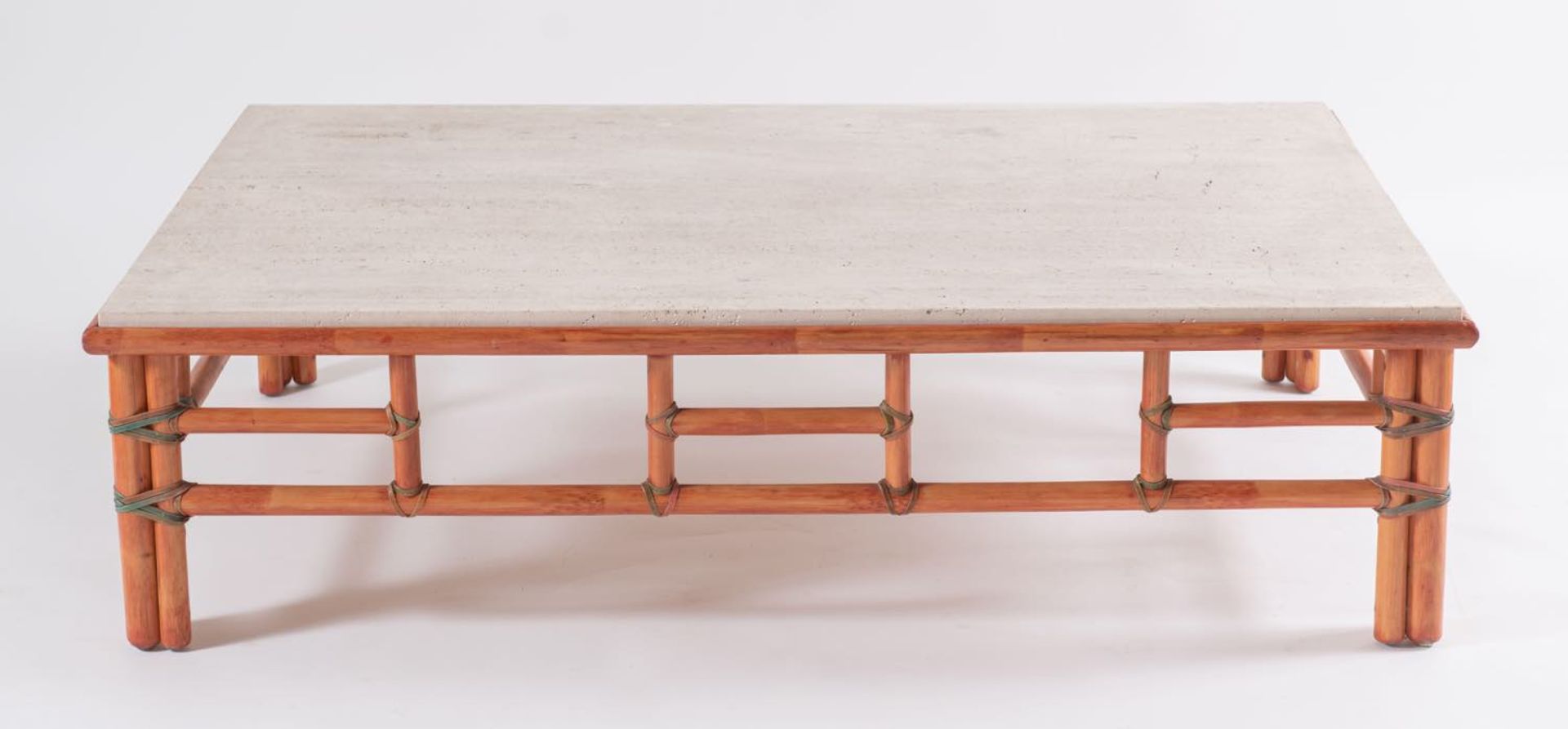 Tavolino da salotto in bambù tinto, Italia, Anni ‘70.Piano in travertino incassato, legature in - Bild 3 aus 3
