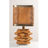 Lampada da tavolo in bambù, Italia, Anni ‘70.Base formata da elementi sovrapposti a sezione