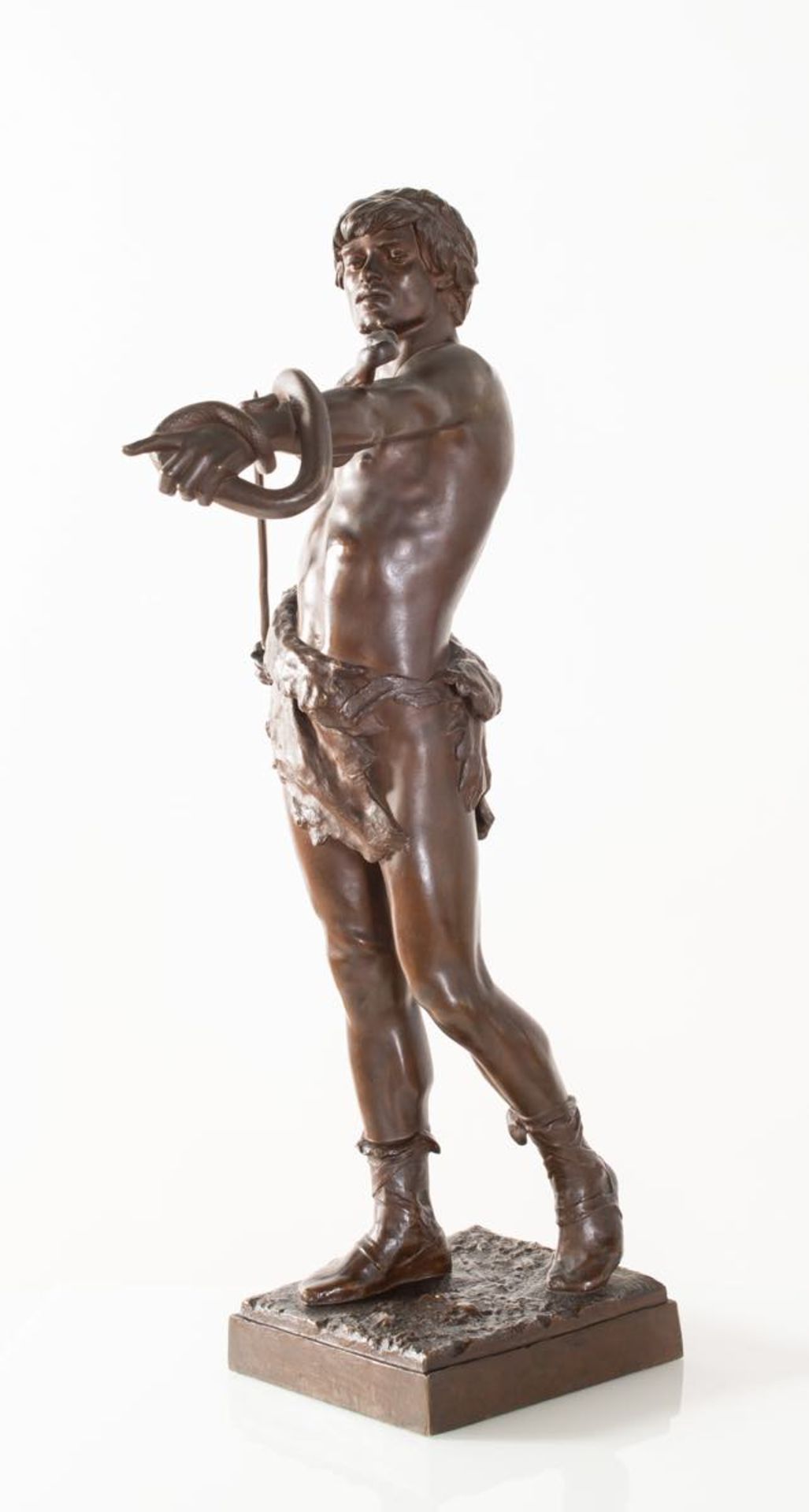 Eugène Marioton (Parigi 1854 - 1933), "Domatore di serpenti".Grande scultura in bronzo a
