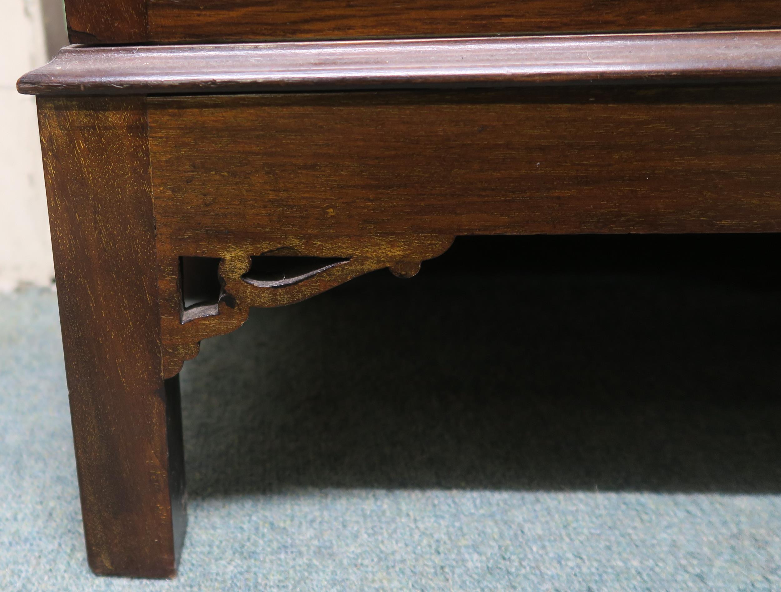 An Edwardian mahogany glazed display cabinet 137cm high x 88cm wide x 33cm deep Condition report: - Image 3 of 3