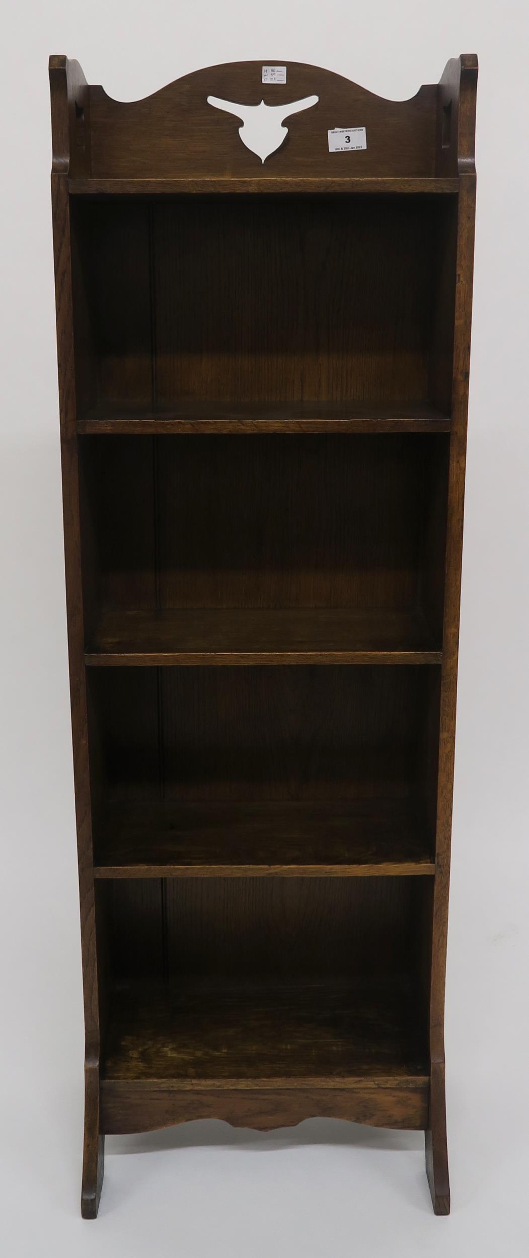 An early 20th century oak arts and crafts five shelf bookcase with pierced design to top shelf 116cm - Image 2 of 3