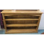 A 20th century pine open bookcase 89cm high x 137cm wide x 30cm deep Condition report: Available