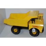 A yellow Tonka truck, 45cm long Condition report: Available upon request