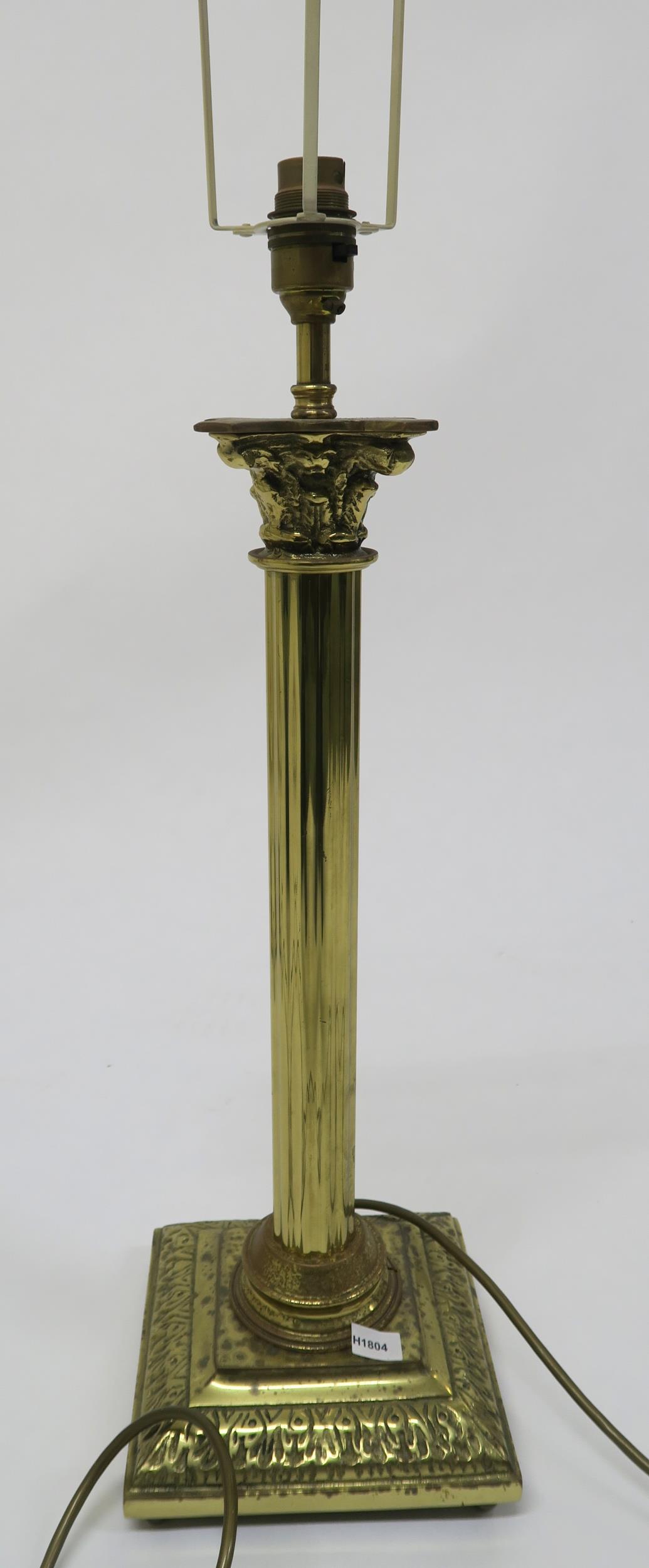 Two pairs of contemporary brass Corinthian table lamps (4) Condition Report:Available upon request - Image 2 of 3