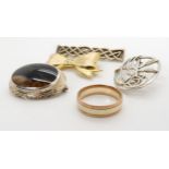 A 9ct gold bi colour wedding ring, size U1/2, weight 4.7gms, together with three silver brooches and