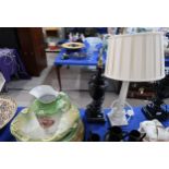 A pair of black urn shaped table lamps and a white square column lamp, Soho Pottery wash bowl and