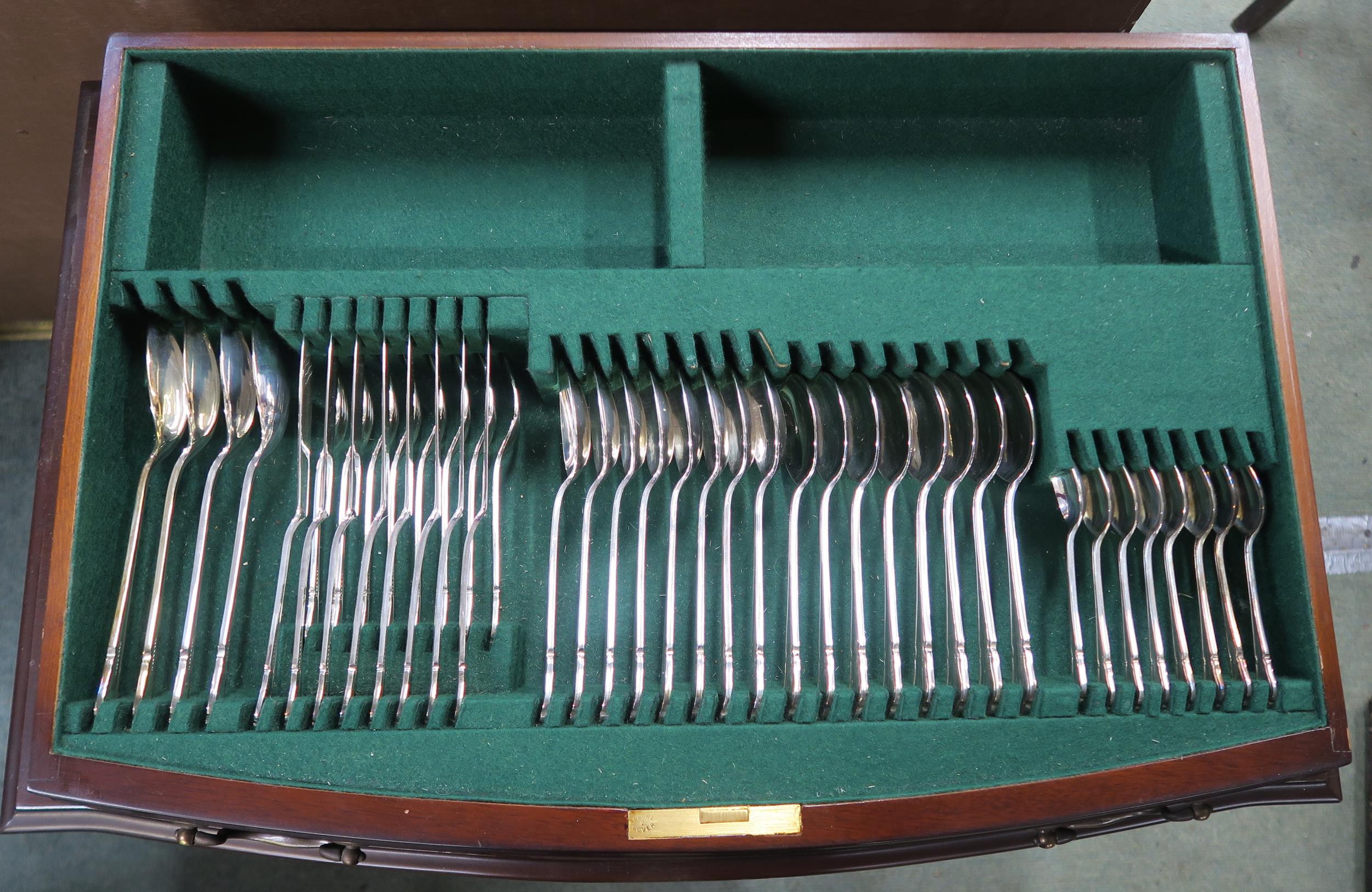 A 20th century mahogany two drawer canteen with silver plate contents and a mahogany drop end single - Image 4 of 5