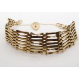 A 9ct gold gate bracelet, weight 14.2gms Condition Report:Available upon request