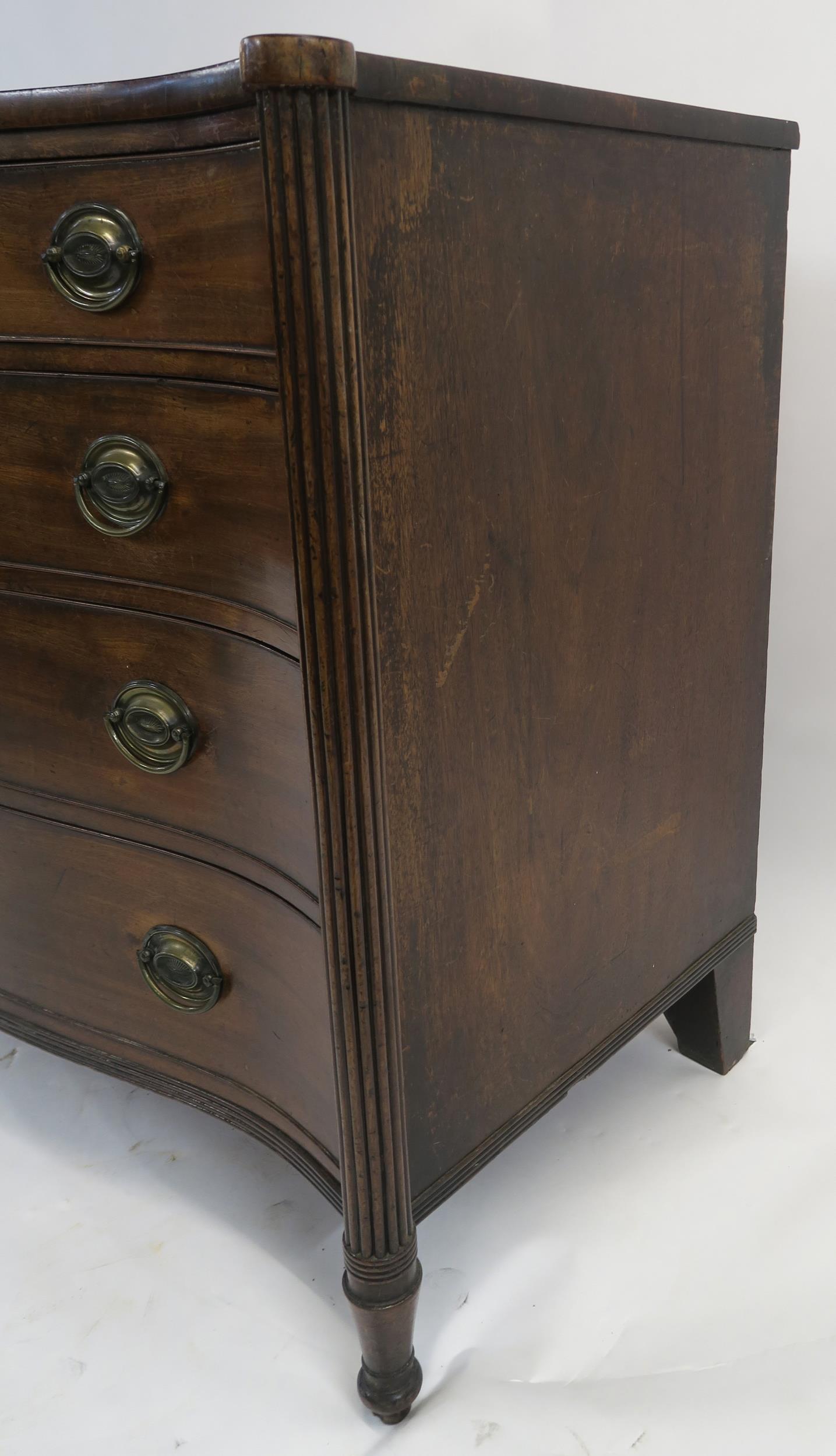 A 19TH CENTURY MAHOGANY SERPENTINE CHEST with four graduating drawers, flanked by fluted columns and - Image 4 of 19