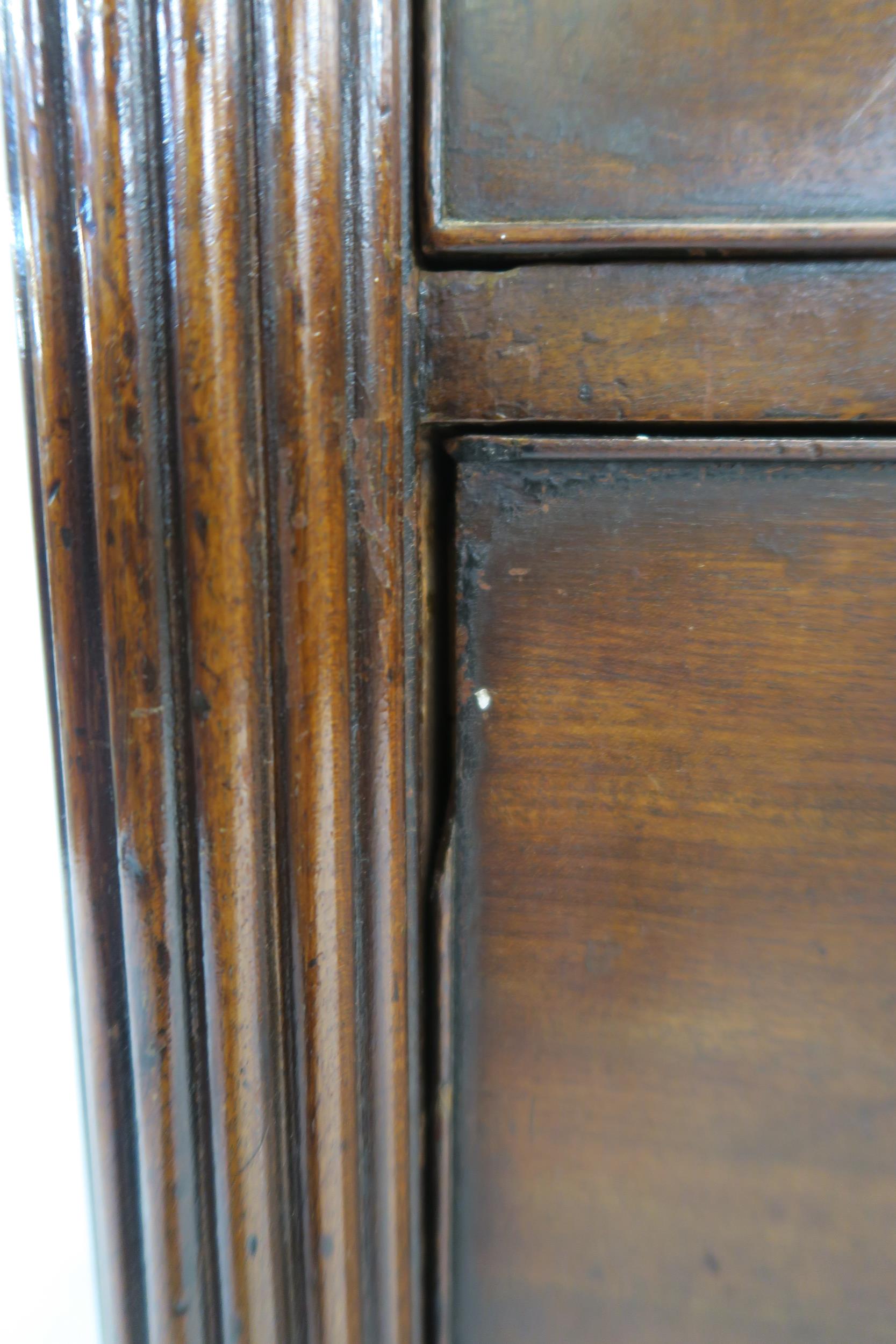 A 19TH CENTURY MAHOGANY SERPENTINE CHEST with four graduating drawers, flanked by fluted columns and - Image 13 of 19