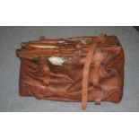 A large vintage leather Gladstone style holdall, 70cm wide Condition Report:Available upon request