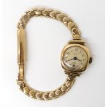 A 9ct gold Avia ladies watch and strap, weight including mechanism 17.2gms Condition Report: