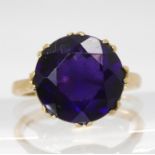 A 9ct gold amethyst ring, size M1/2, weight 4.7gms Condition Report:Available upon request