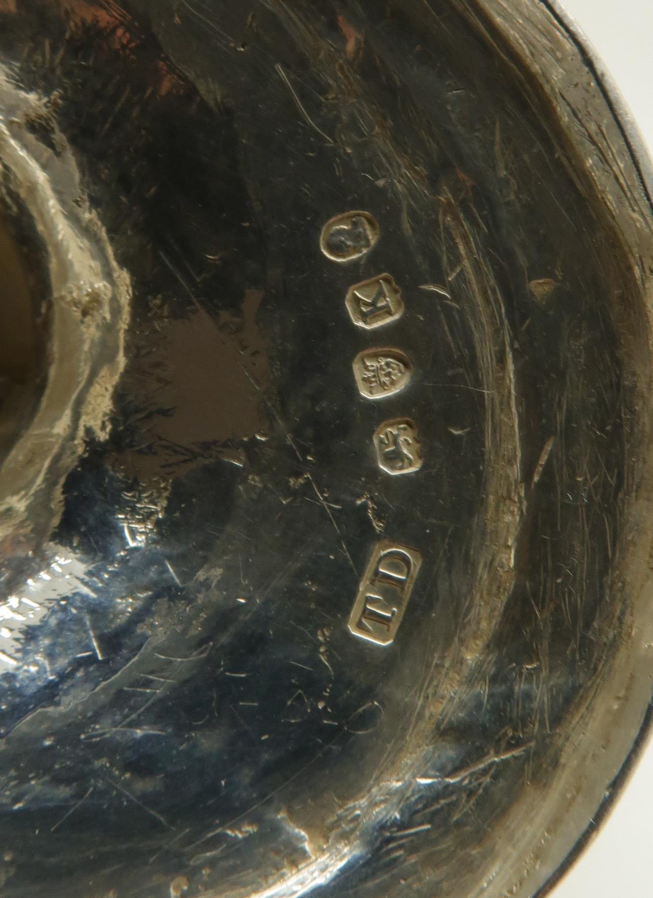 A George III silver sauce boat, with reeded handle and rim, on a stepped oval base, possibly by - Image 2 of 2