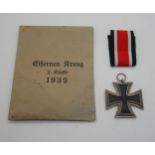 A WW2 German Iron Cross 2nd class pendant, (Eifernes Kreuz 2. klasse 1939) Condition Report: