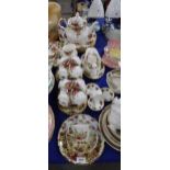 Royal Albert Old Country Roses pattern tea and dinner service including dinner plates, cups,