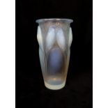 RENÉ LALIQUE (FRENCH, 1860-1945) A LARGE 'CEYLAN' VASE designed 1924, the opalescent press-moulded