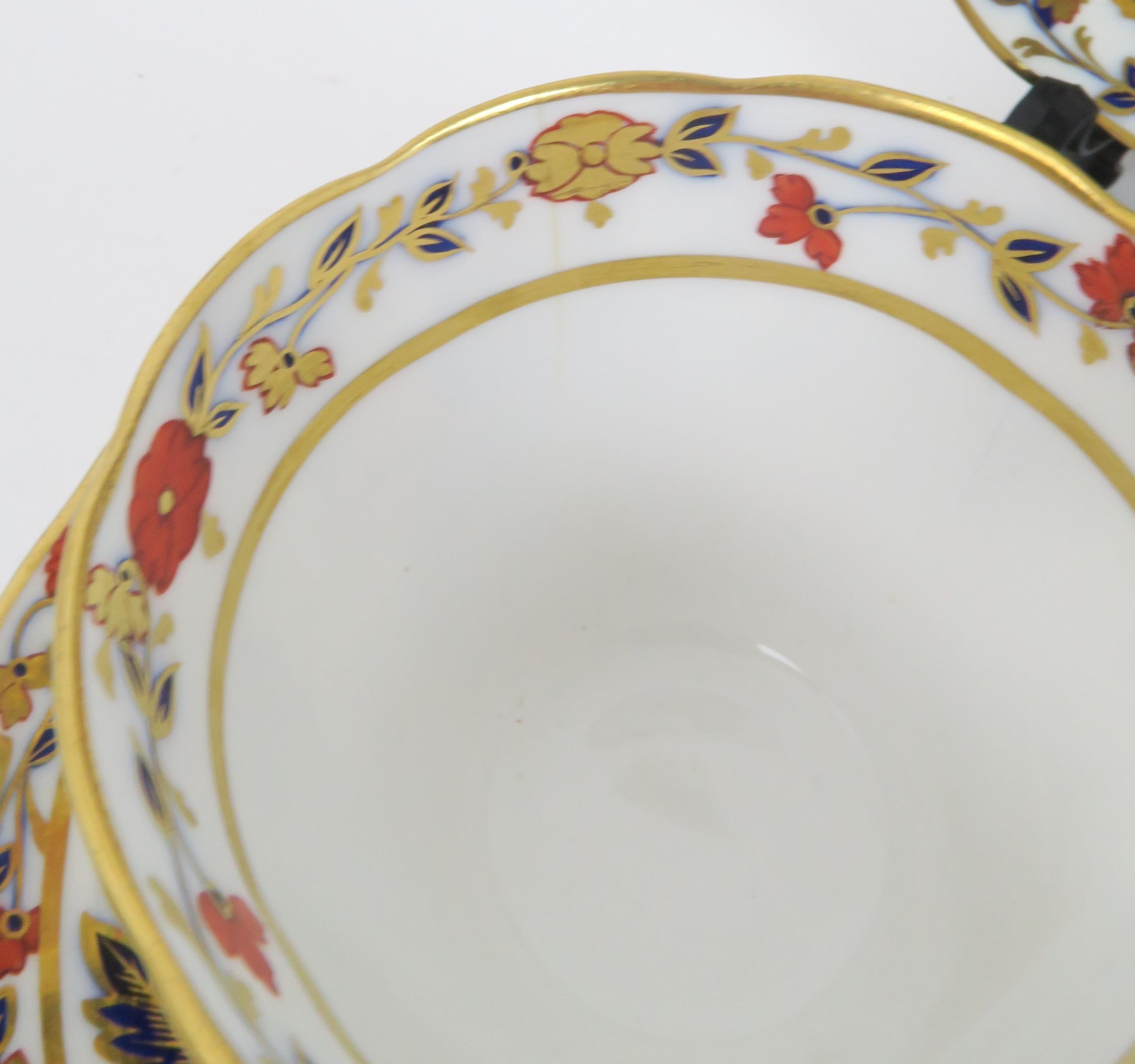 A LATE 19TH CENTURY COPELAND TEA SERVICE in pattern 1559, decorated in the imari palette with leaves - Image 6 of 10