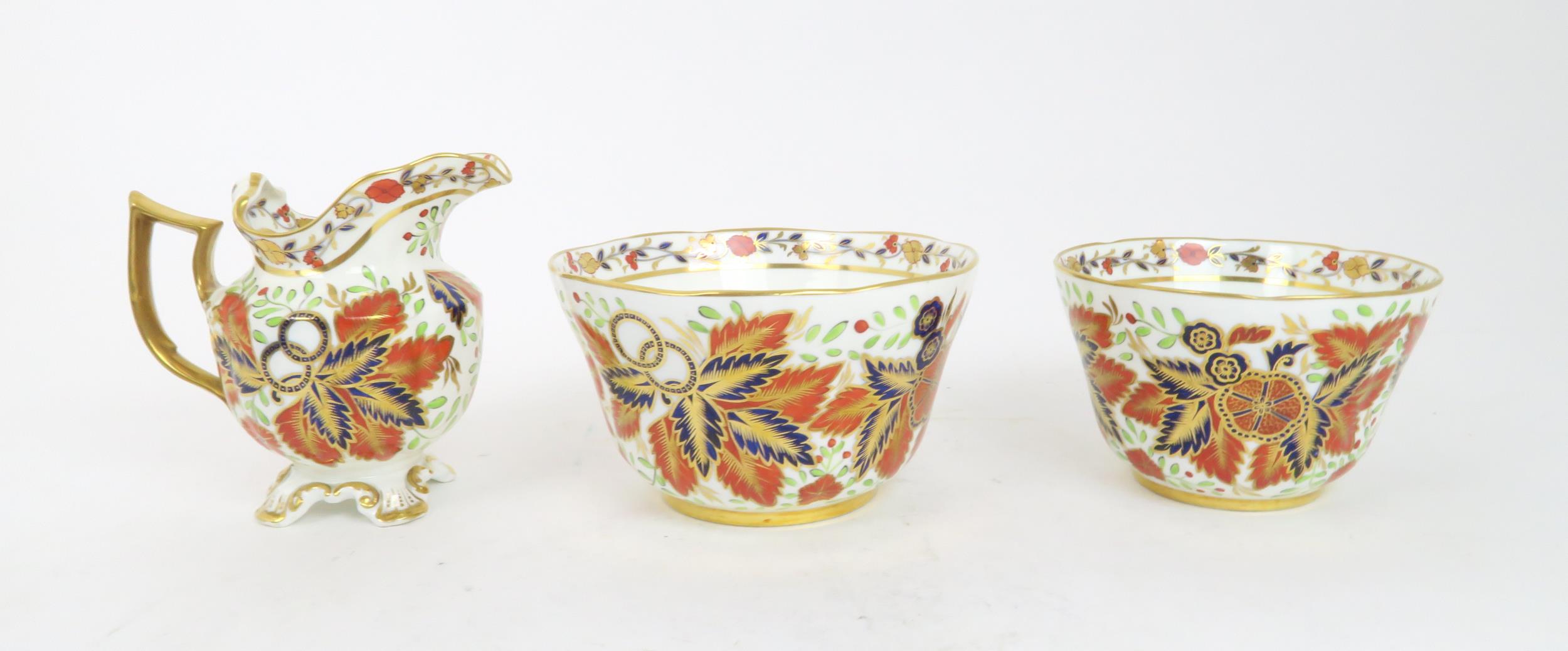 A LATE 19TH CENTURY COPELAND TEA SERVICE in pattern 1559, decorated in the imari palette with leaves - Image 10 of 10