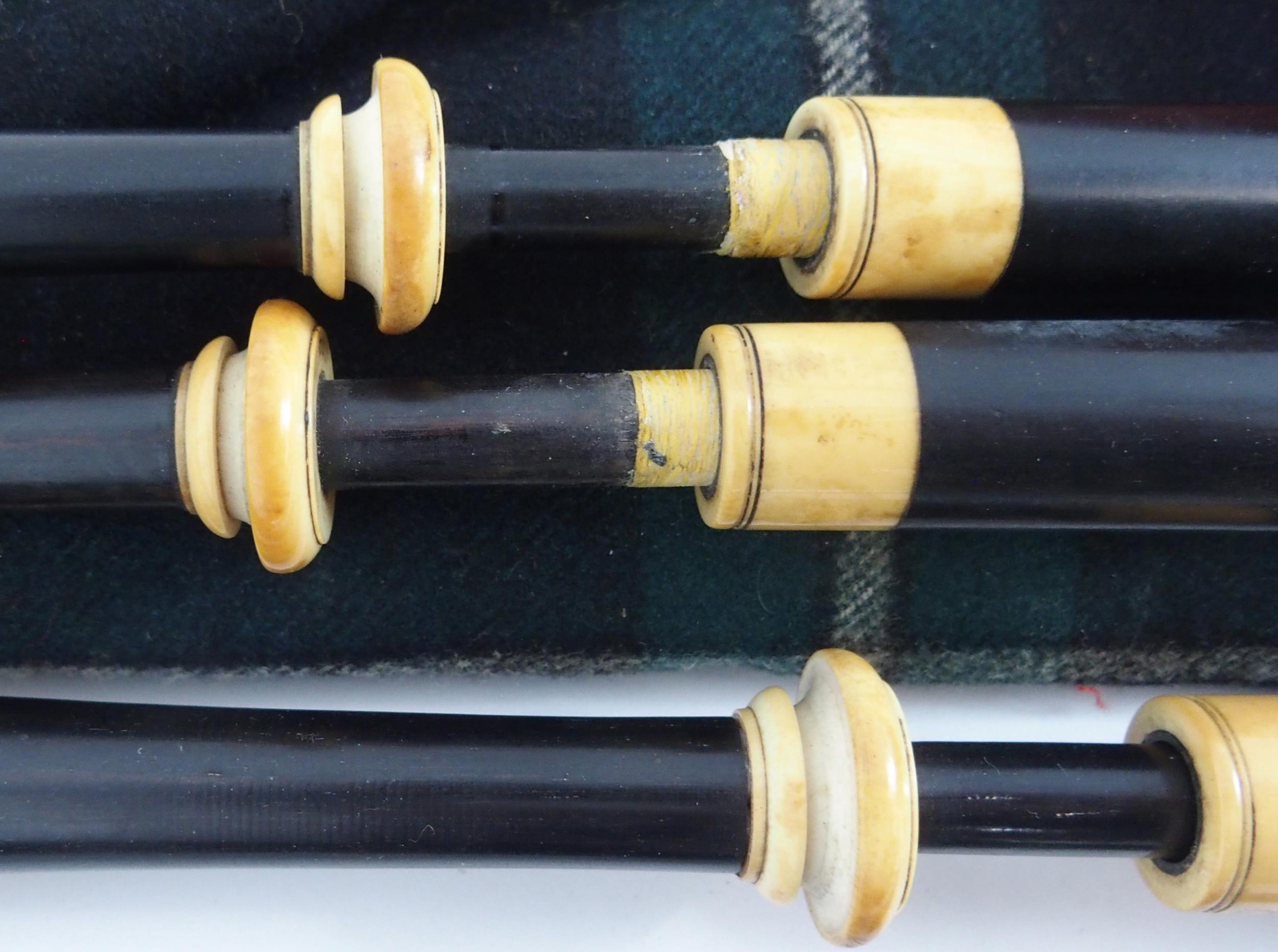 A set of Victorian David Glen Edinburgh miniature Scottish bagpipes ivory mounted, with a chanter - Image 5 of 9