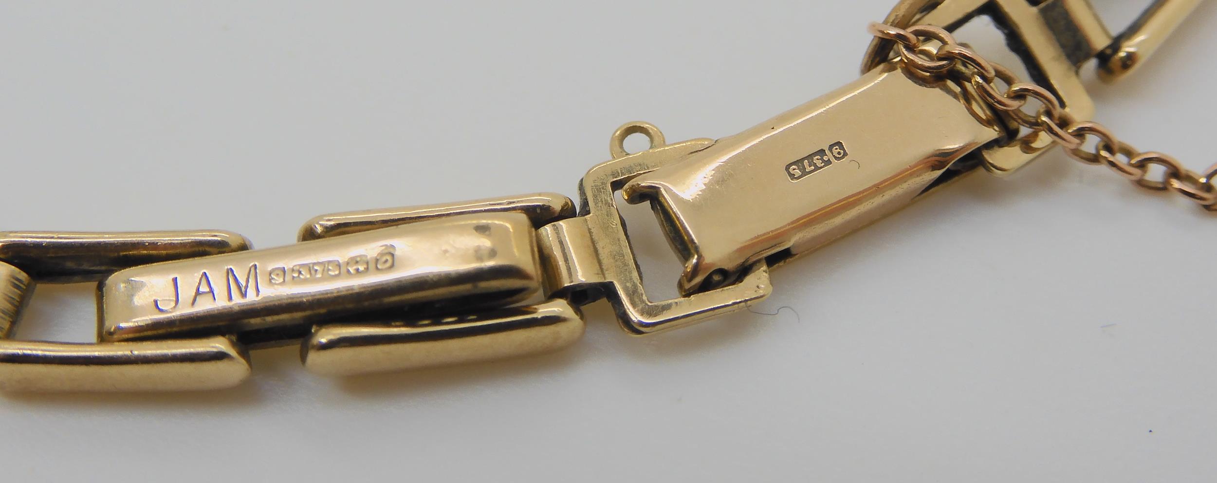 A 9ct gold ladies Roma watch and strap, weight including mechanism 12.5gms Condition Report: - Image 3 of 3