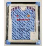 *WITHDRAWN* SPORTING MEMORABILIA A framed Manchester United 1990-92 away football shirt