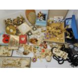 A suite of Damascene jewellery, snowman earrings, vintage brooches and earrings, a Mother of pearl