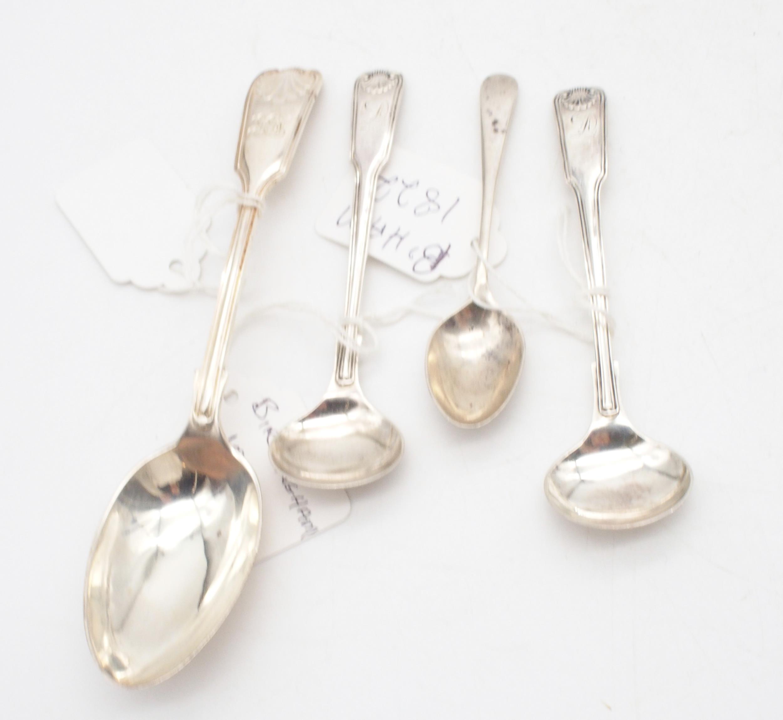 A collection of Georgian and later silver flatware, including an Old English feathered edge - Image 7 of 8