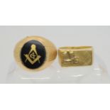 A 14k gold Masonic signet ring, size Q, together with a further 14k gold signet ring, size K, weight