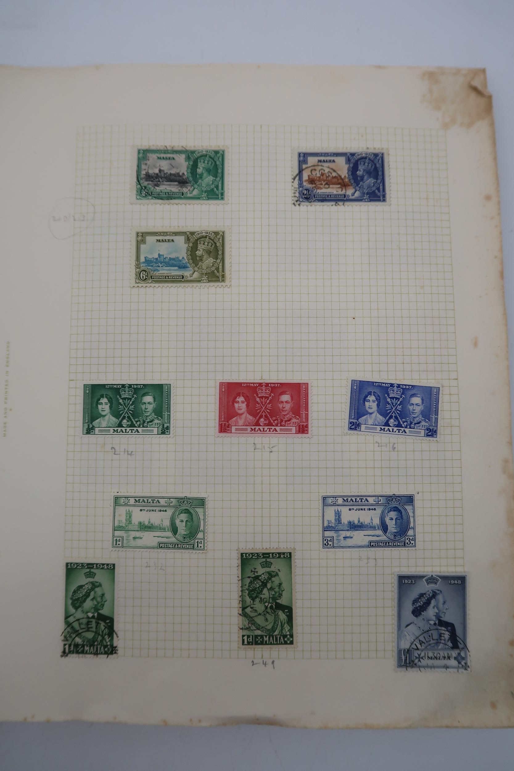 Collection of Malta in SG ring 22 album, various Edward VII, George V heads, 1970 onwards mainly - Image 3 of 7