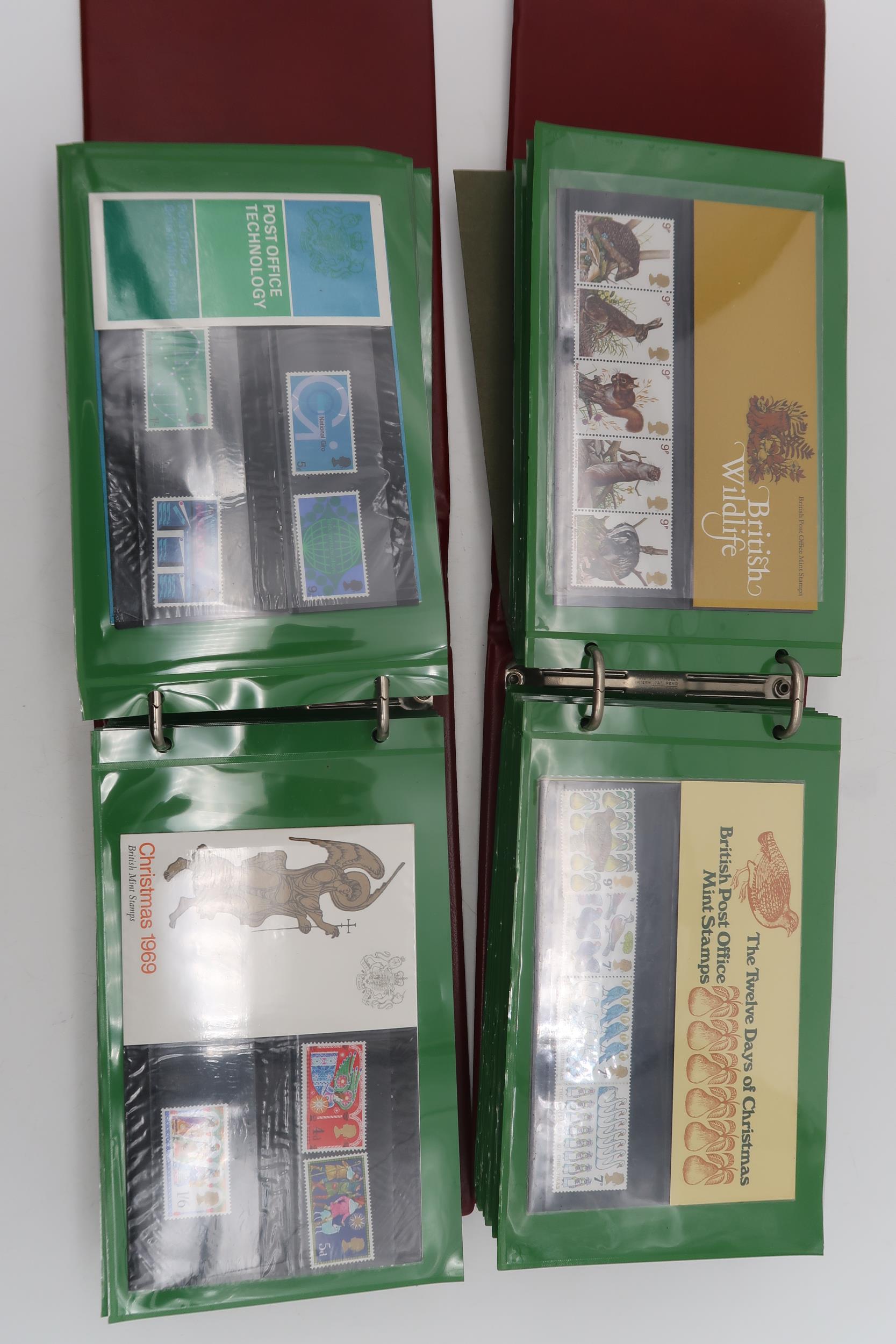 GB large collection of presentation packs (approx. 150), 1984-87 special stamp albums and two year - Image 3 of 10