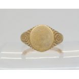 A 9ct gold unusual court signet ring with wood textured shoulders, size R, weight 8.2gms Condition