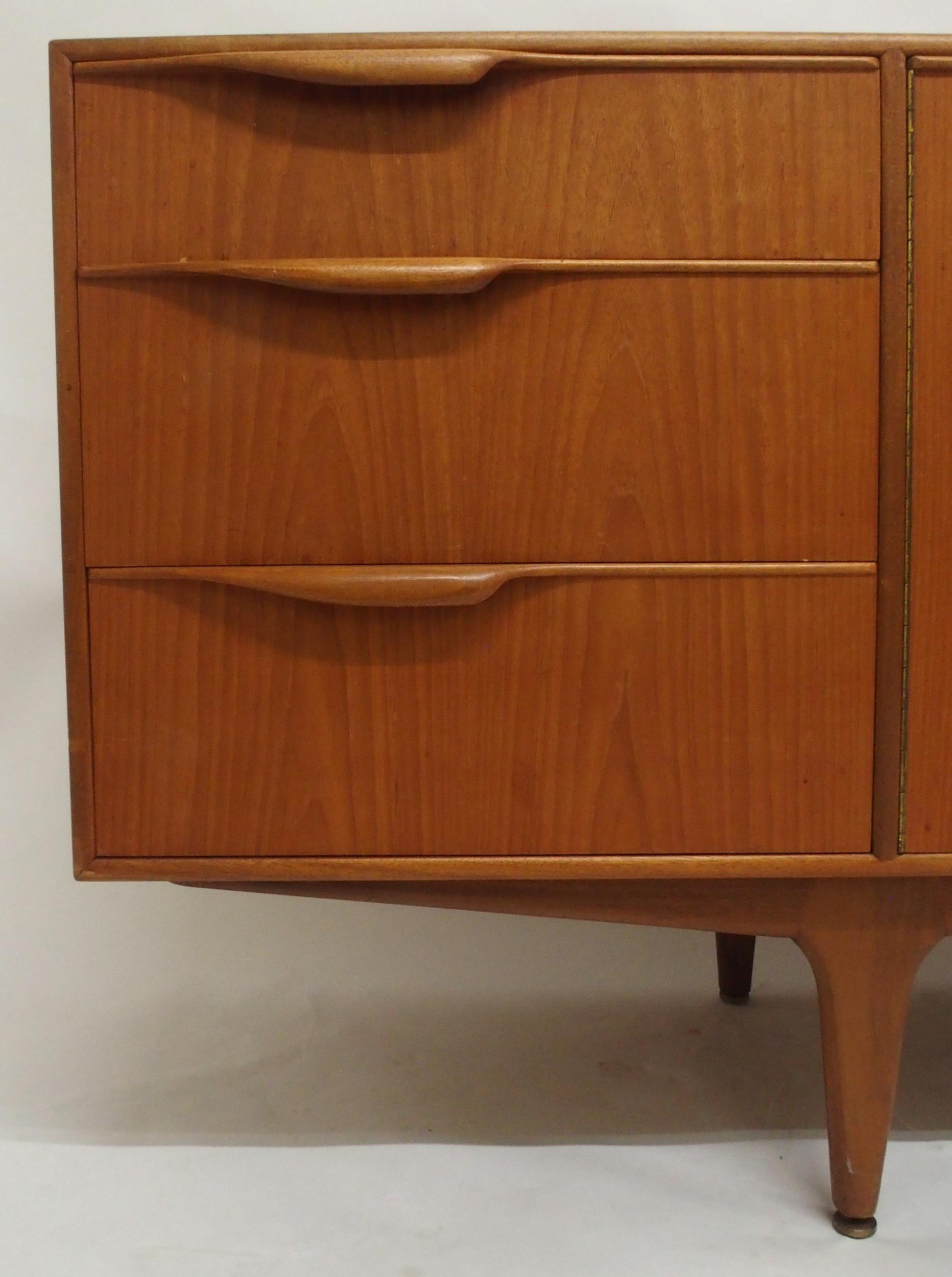 A MID 20TH CENTURY TEAK A.H. MCINTOSH OF KIRKCALDY SIDEBOARD with pair of cabinet doors flanked by - Image 3 of 12