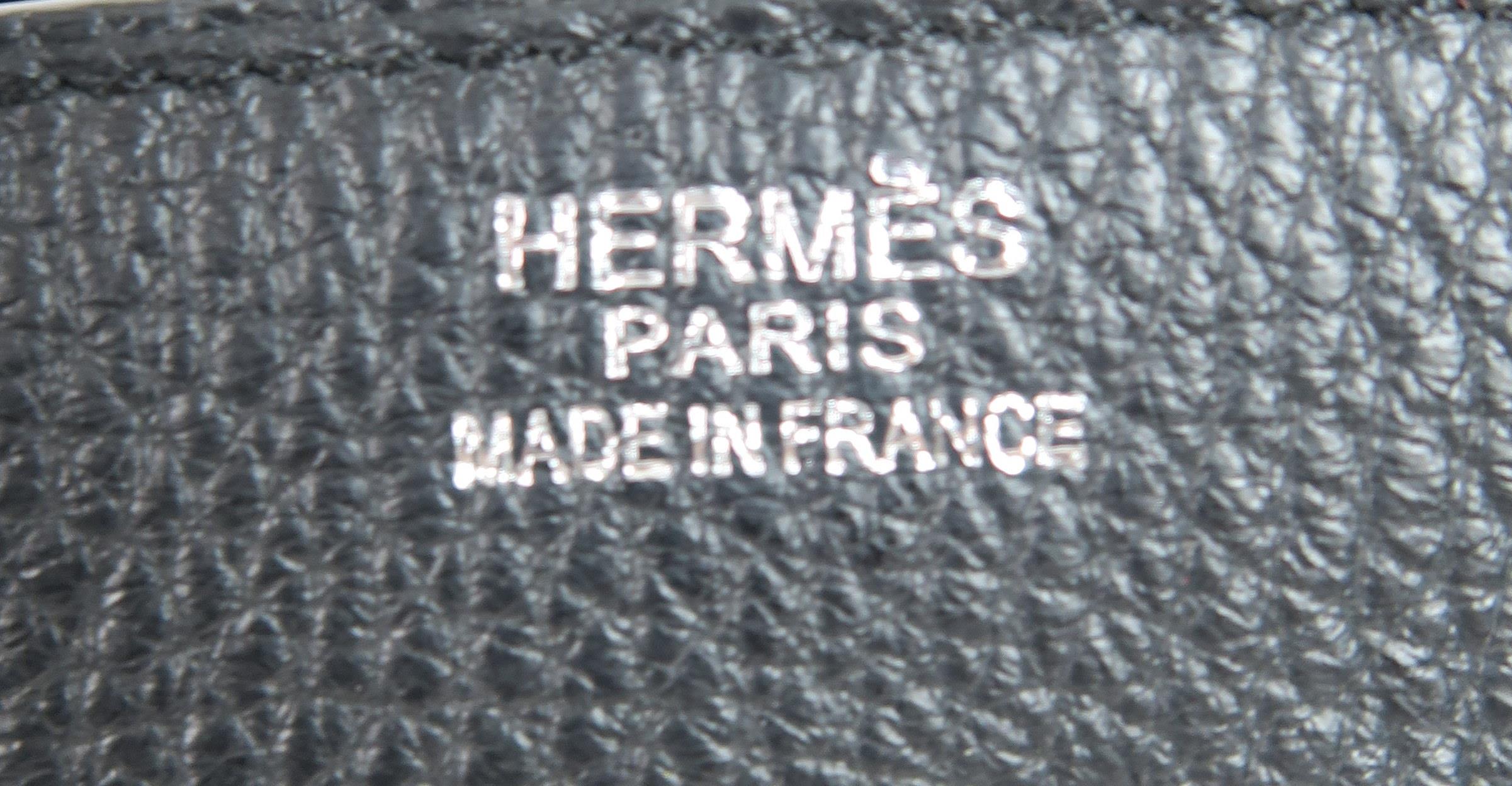 A HERMES 2010 BLACK BIRKIN 35 HANDBAG the pebbled leather exterior with dual rolled handles, top - Image 9 of 15