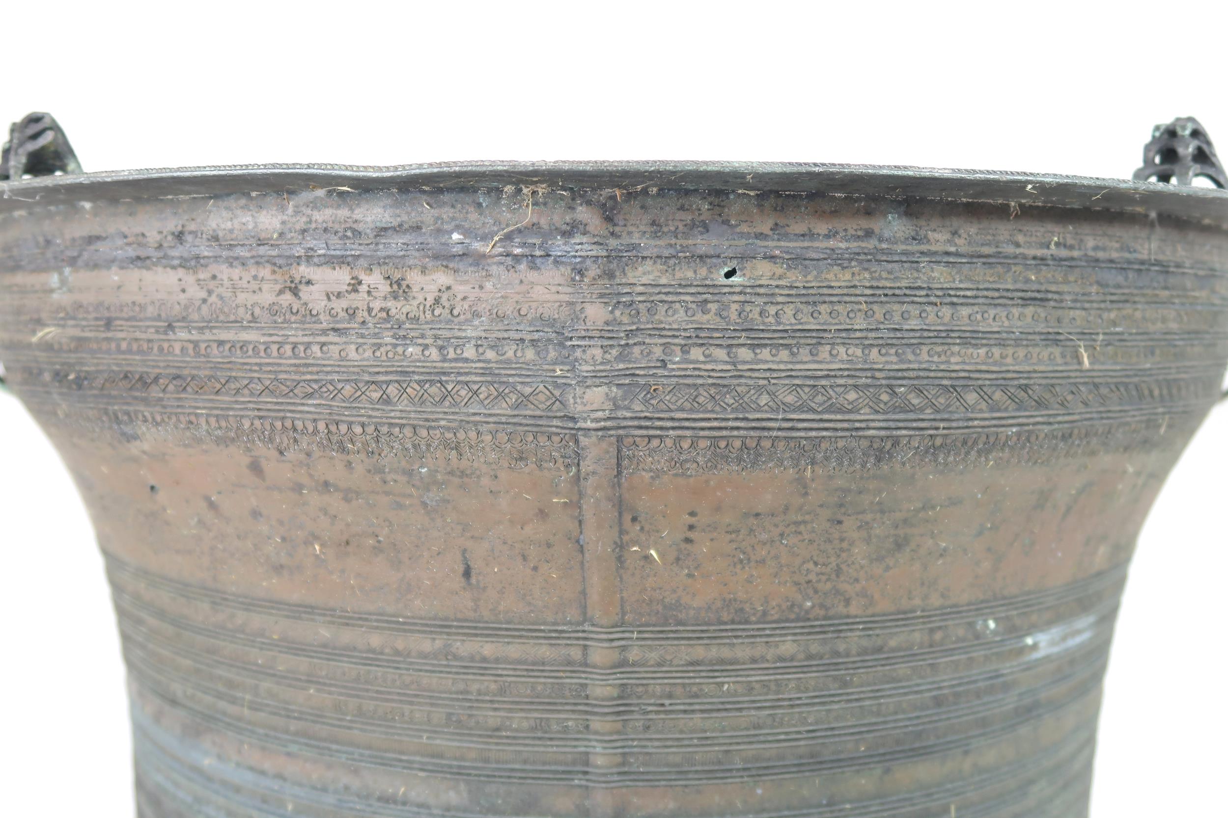 A LAOTIAN BRONZE RAIN DRUM  Of traditional type, with applied animals to top and pierced strap - Image 2 of 11